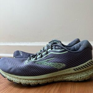 Brooks Women's Adrenaline 20 Running Shoes - Size 10.5 - Green/Gray